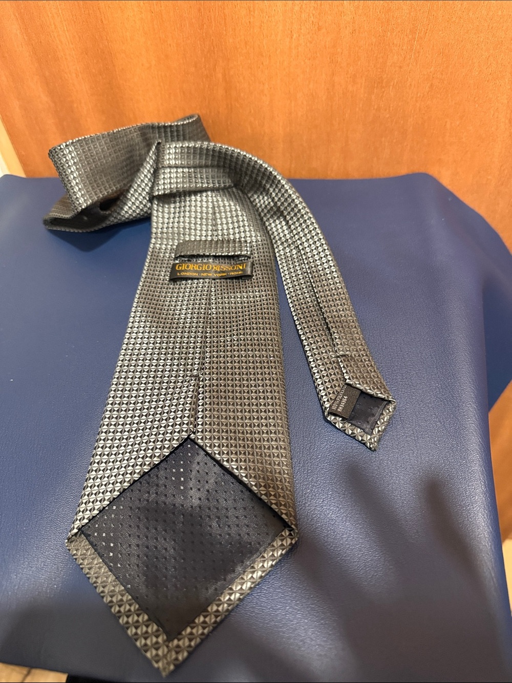 Silver Geometric Men's Silk Tie